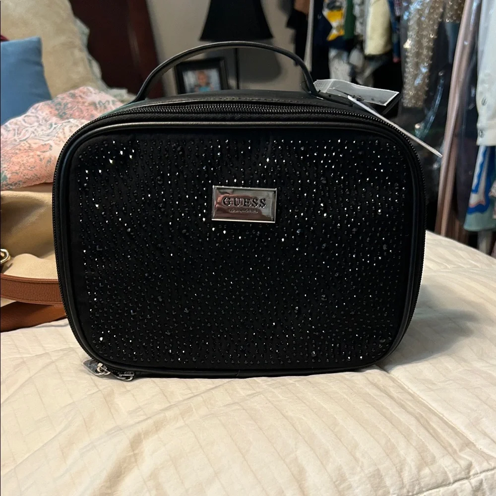 NWT Guess Black Sparkle Cosmetic Case - Picture 1 of 5